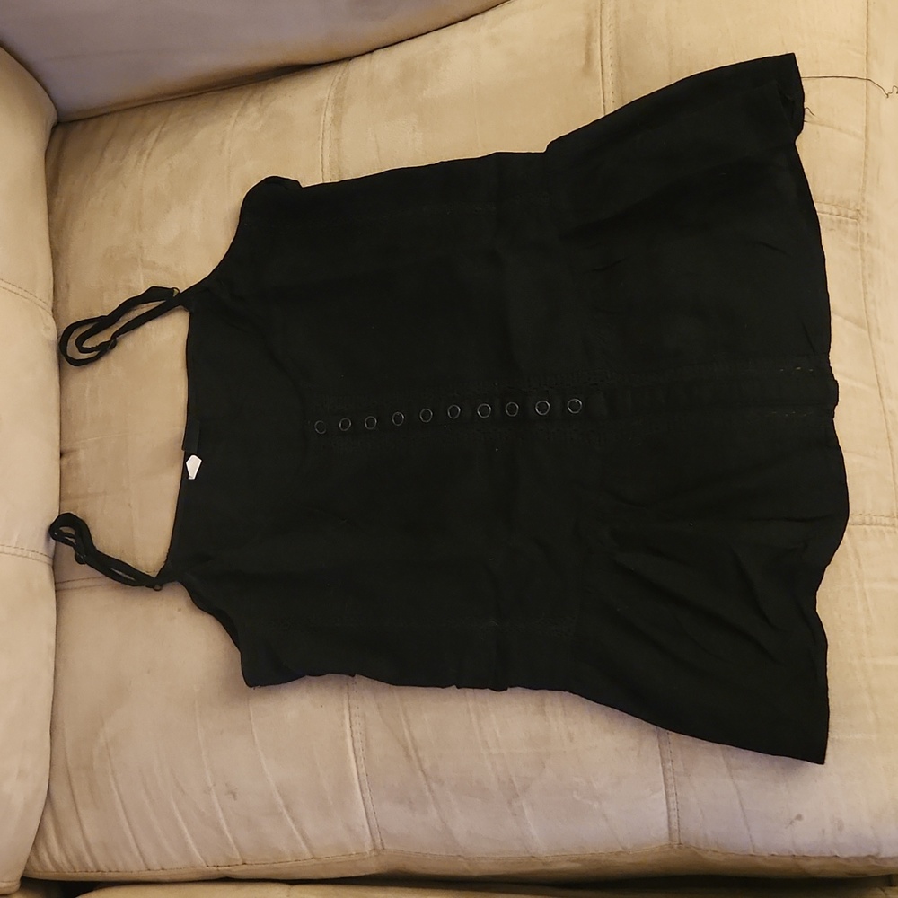 Volcom black top